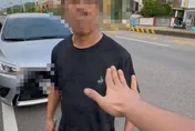 要取人性命？超派大叔持扳手威嚇　往「騎士頭狂敲」