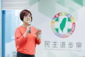青鳥崩潰出征！肉搜民進黨性平部主任「老公香港人」轟：滾下台