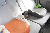 陸2歲童車內遭「座椅夾頭」亡！父母怒告車商吞敗原因曝光