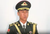 陸九三閱兵儀仗隊「帥氣3旗手」曝光！平均身高189cm