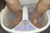 告別液態氮痛苦！研究：高濃度鹽水泡腳有效對抗HPV