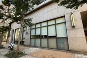 「幫媽撿盆栽」從2樓墜人行道　中和孝子「頭部重創」命危