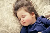 孩子白天嗜睡、學習力下降？小心恐是「睡眠呼吸中止症」