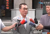 蔣萬安不再唱〈甲你攬牢牢〉？李四川幽默笑回：已有2個人騙我