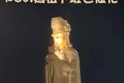 澎湖媽祖「低頭滑手機」畫面曝！　網笑翻：螢幕太亮了啦
