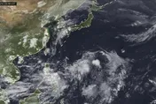 高壓減弱！熱帶擾動「恐變大亂鬥」　雨彈狂掃一整周