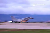 解放軍機持續中線以西飛行　四川5日預計發射運載火箭