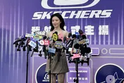 直擊／i-dle舒華快閃回家！上千粉擠爆信義區　突冒台灣國語：做效果啦