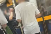 火爆現場曝光！北捷尖峰時段乘客肢體衝突　還噴辣椒水