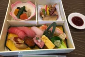 食用魚貝類請注意！日便當店驚爆144人食物中毒已致1死