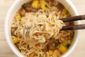 印尼「營多麵」驗出致癌物　900kg全銷毀！不合格名單曝光