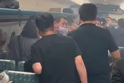 高鐵車廂乘客行動電源突起火冒濃煙！3人遭燙傷急撤離