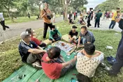 影/外籍移工把藤球場變賭場　露天聚賭遭一網打盡