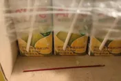 拜拜完退貨？賣場飲料驚見「紅色線香」　網全怒了
