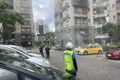 北市文山區公寓火警　7旬翁行動不便受困火場