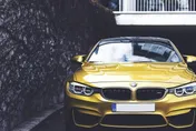 留前任東西被罵！女友坦言「是現在開的BMW」男友沉默了