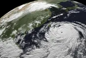 強颱樺加沙「還在增強」！陸警新增台東、屏東　北東南防豪雨