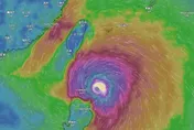 大型強颱「樺加沙」穩居風王　東部、高屏山區防致災豪雨