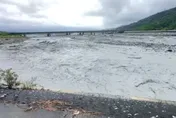 影/馬太鞍溪堰塞湖將溢流　公路局預防封閉請改走台11線