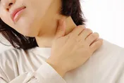 肩頸按摩「喀喀響」才有效？醫示警：恐數天內中風