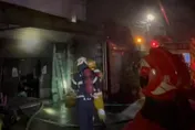 影/命懸一線！嘉義縣六腳鄉神明廳大火「1人命危」