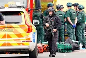 影/英男持刀、開車撞猶太會堂釀2死3傷　首相施凱爾返國坐鎮