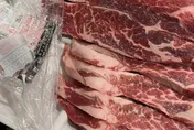 好市多買肉片回家烤驚見「精彩第二層」　網掀兩派論戰