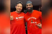 MLB/菊池雄星超環保！看隊友斷棒可惜　加工筷子當禮物