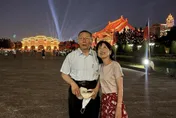 曬與陳佩琪夜遊中正紀念堂合照　柯文哲中秋節發聲：祝大家幸福平安