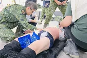 光復鄉「鏟泥超人」出事了！　不敵高溫熱衰竭昏倒一度命危