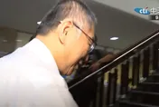 影/柯文哲出庭！京華城案首坐「證人席」　與檢察官大對質