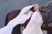 陸劇女神孟子義拍戲出事！「頭往後折」驚悚畫面曝