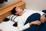不只咳嗽！腳抽筋一檢查竟是肺癌末期　醫：夜晚痛更要當心
