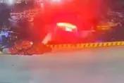 影/小米SU7又出包？停碼頭突「緩緩墜海」　陸車主慘溺斃