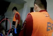 影/北市婦家中跌倒動彈不得　員警翻牆開門即刻救援