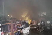 影/小琉球「電動機車換電站大火」！災情狀況曝光