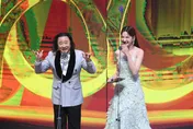 金鐘60/王世堅來了？邰智源「撥髮」神模仿　虧胡瓜1句全場嗨翻