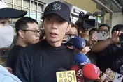 棒棒堂小杰涉閃兵遭求刑2年8月　經紀人回應：全力配合審理
