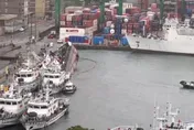 影/基隆港出事了！油駁船傾斜翹尾　港務局急拉攔油索