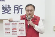 中市府補正疫調10缺失倒數計時！鄭照新持手板細說時間軸