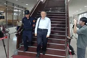 柯文哲當庭向張景森說：你沒選舉　你有選舉你也會坐在這裡