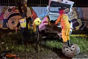 花蓮重大車禍！近距離直擊扭曲變形現場「6人緊急送醫」