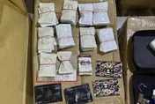 影/北市警路檢逮毒蟲　循線溯源破家庭式毒品分裝場