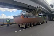 新北鶯歌驚傳死亡車禍　行人遭曳引車輾過當場死亡
