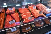 牛肉價格狂飆！川普控肉品加工業「炒作抬價」　要求司法部調查