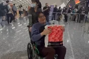 影/涉嫌造謠蕭美琴花錢買演說　男返國遭逮笑稱：會當真的人是腦子有問題！