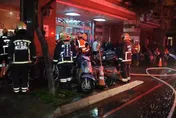 新北八里高樓爆火警！1人OHCA送醫搶救