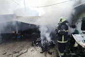 疑烹飪不慎釀禍！高雄三合院火警父子燙傷送醫