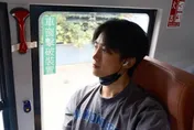 台中趴趴走！「玉澤演坐過的公車」爆紅　網笑：司機太懂