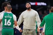 NBA/戴維斯來達拉斯後也變胖了！多隊有興趣交易但要求先減肥